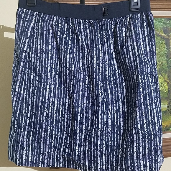 LOFT blue and white skirt C32 - Picture 2 of 5